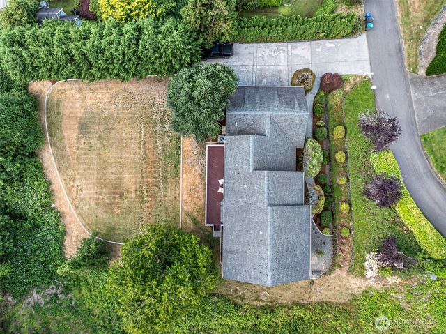 2606 NE Lillehammer Lane, Poulsbo, WA 98370