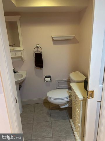 1521 OLD WELSH RD, Huntingdon Valley, PA 19006
