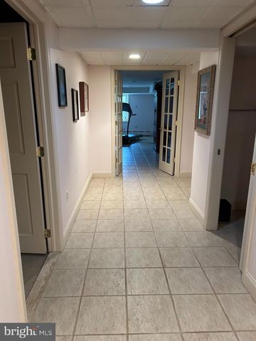 1521 OLD WELSH RD, Huntingdon Valley, PA 19006