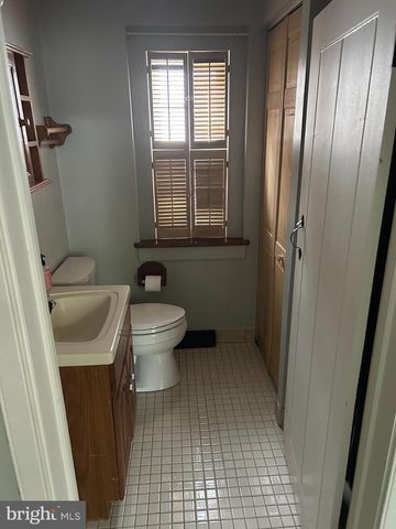 1521 OLD WELSH RD, Huntingdon Valley, PA 19006