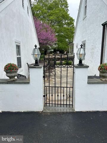 1521 OLD WELSH RD, Huntingdon Valley, PA 19006