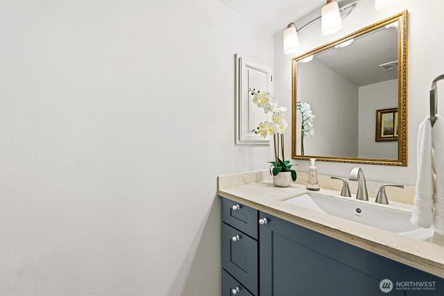 16208 SE 33rd Circle, Bellevue, WA 98008