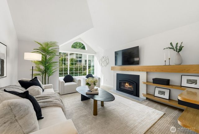 16208 SE 33rd Circle, Bellevue, WA 98008