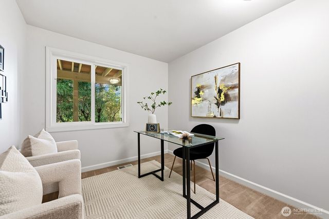 16208 SE 33rd Circle, Bellevue, WA 98008