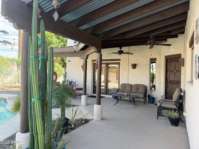 1805 E MARYLAND Avenue, Phoenix, AZ 85016