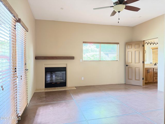 1805 E MARYLAND Avenue, Phoenix, AZ 85016