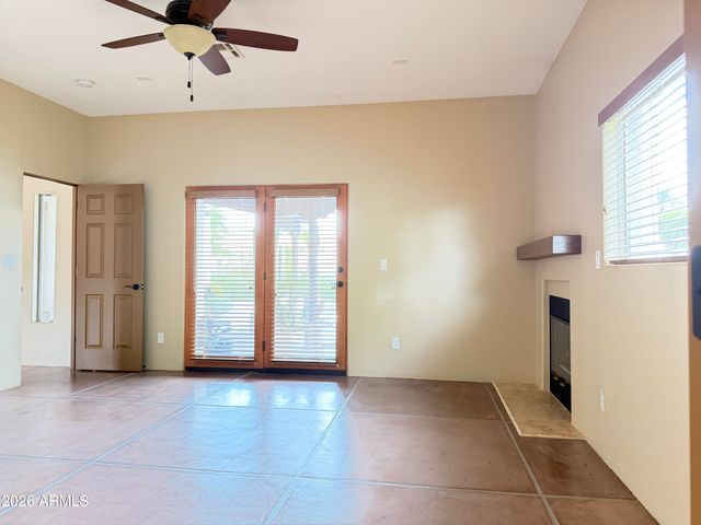 1805 E MARYLAND Avenue, Phoenix, AZ 85016