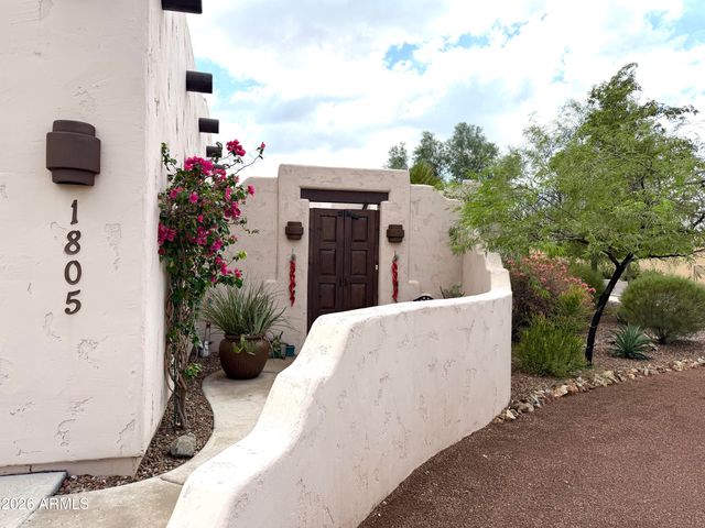1805 E MARYLAND Avenue, Phoenix, AZ 85016