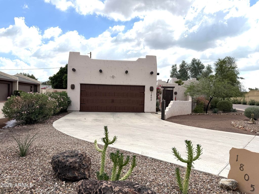 1805 E MARYLAND Avenue, Phoenix, AZ 85016