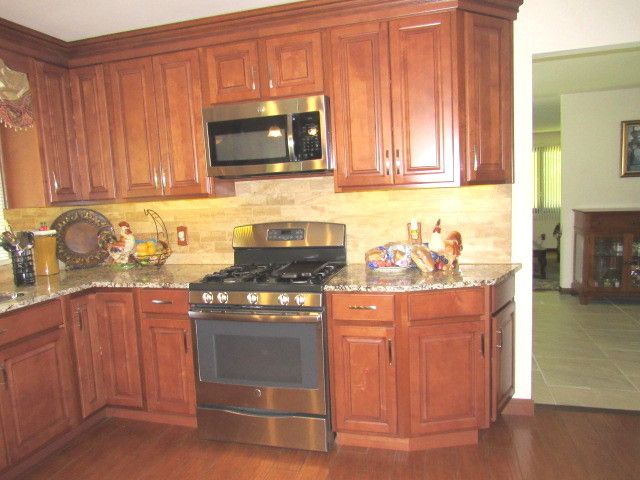 606 Mary Lane, St. Anne, IL 60964