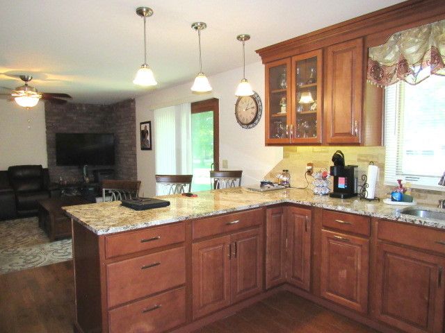 606 Mary Lane, St. Anne, IL 60964