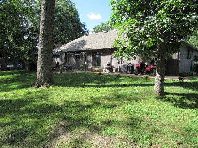 606 Mary Lane, St. Anne, IL 60964