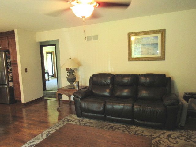 606 Mary Lane, St. Anne, IL 60964