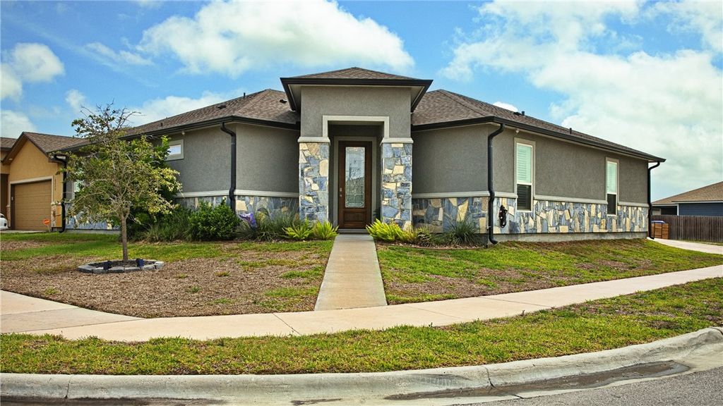 2226 Cuarzo Dr, Corpus Christi, TX 78414
