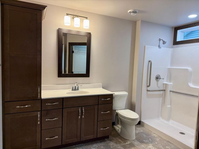 414 Westview Lane E, West Fargo, ND 58078