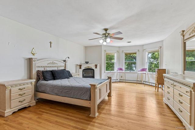 2 Penny Lane, Nissequogue, NY 11780