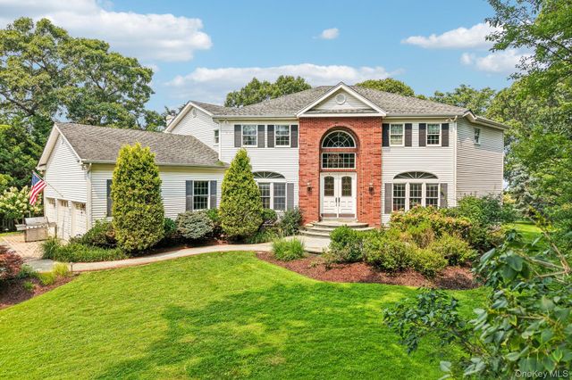 2 Penny Lane, Nissequogue, NY 11780