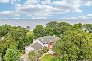 2 Penny Lane, Nissequogue, NY 11780