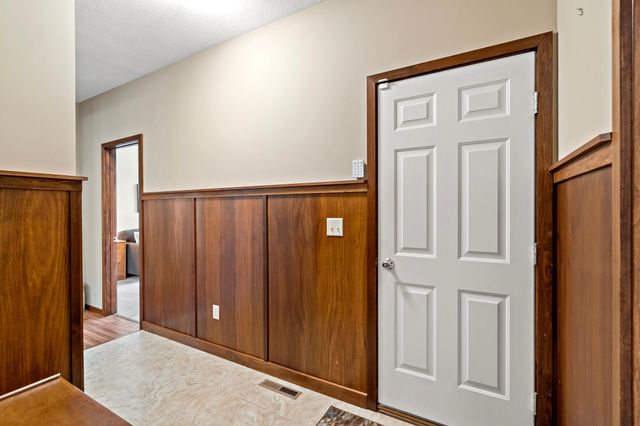 15305 Stonewood Court, Burnsville, MN 55306