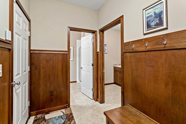 15305 Stonewood Court, Burnsville, MN 55306