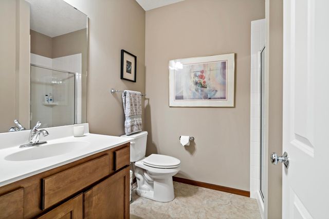 15305 Stonewood Court, Burnsville, MN 55306