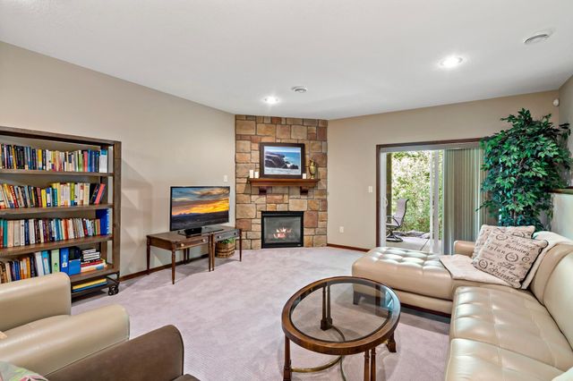 15305 Stonewood Court, Burnsville, MN 55306