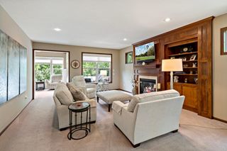 15305 Stonewood Court, Burnsville, MN 55306
