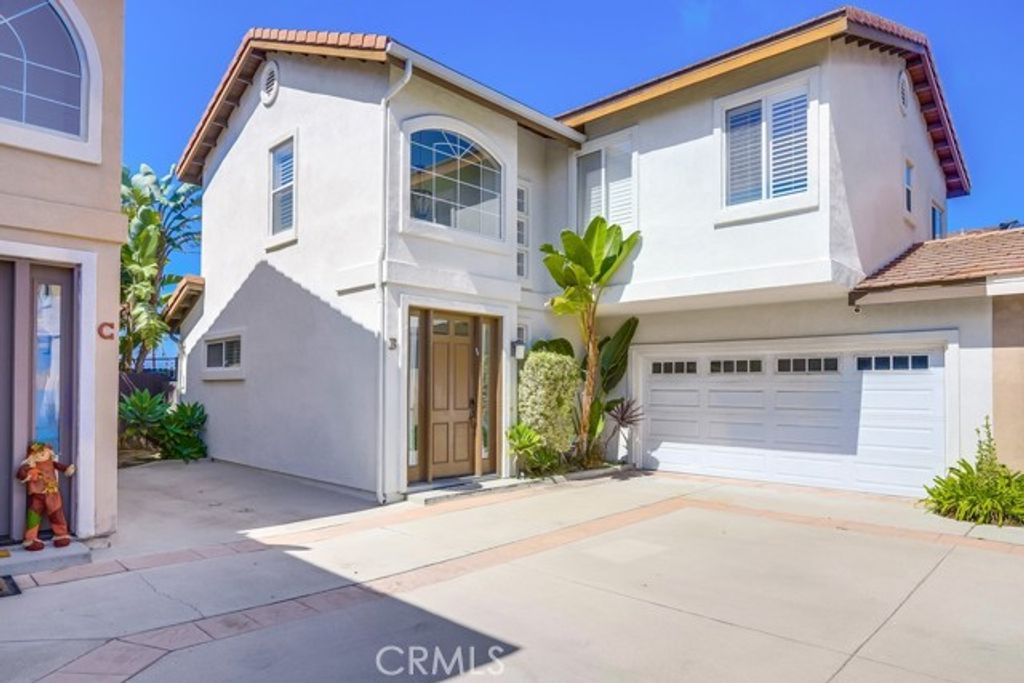 1581 Orange Avenue, Costa Mesa, CA 92627