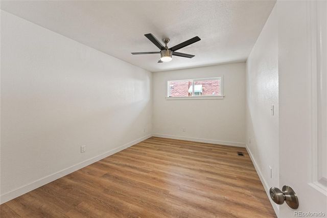 2739 W 39th Avenue, Denver, CO 80211