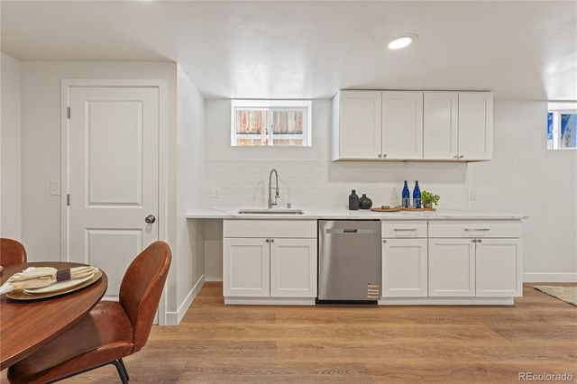 2739 W 39th Avenue, Denver, CO 80211