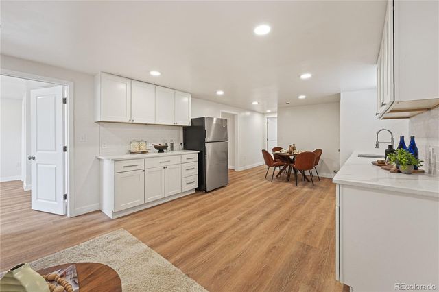 2739 W 39th Avenue, Denver, CO 80211