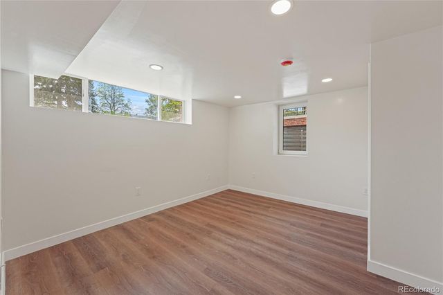 2739 W 39th Avenue, Denver, CO 80211