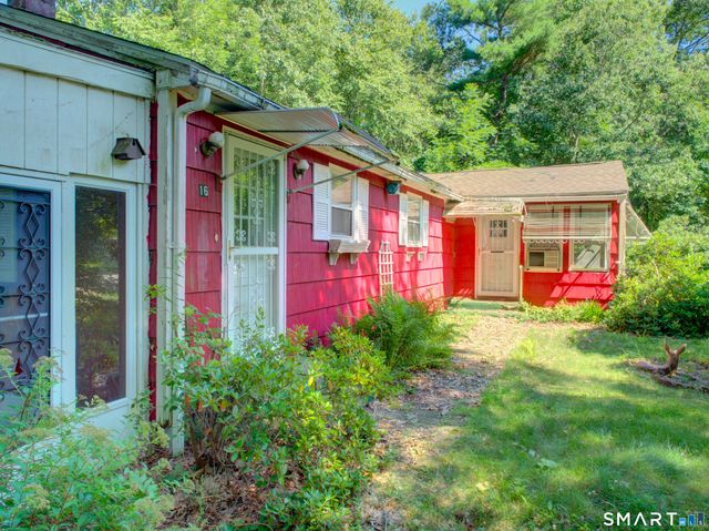 16 Breaults Lane, Thompson, CT 06277