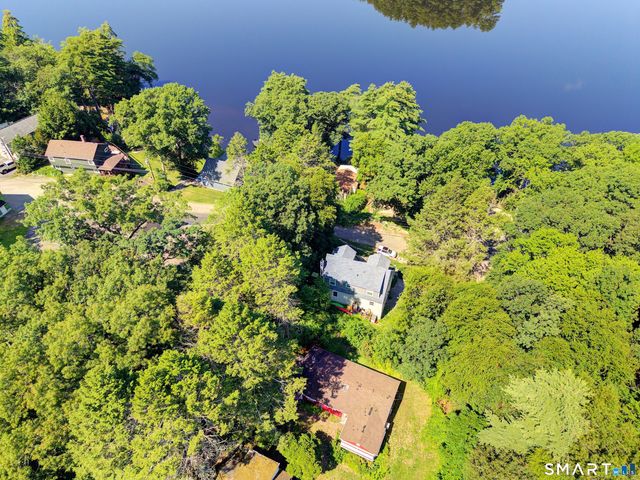 16 Breaults Lane, Thompson, CT 06277
