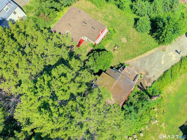 16 Breaults Lane, Thompson, CT 06277