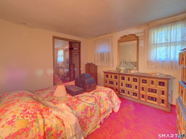 16 Breaults Lane, Thompson, CT 06277