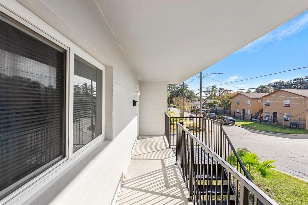 Image 14 of property listing at 901 COLYER STREET, Orlando, FL 32805