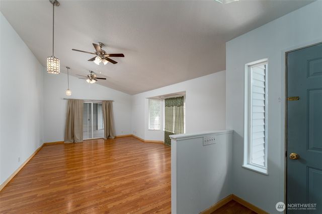 2340 Kelso Drive, Kelso, WA 98626