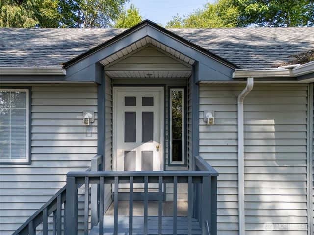 2340 Kelso Drive, Kelso, WA 98626