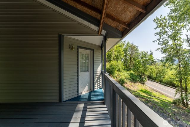 2340 Kelso Drive, Kelso, WA 98626