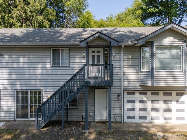 2340 Kelso Drive, Kelso, WA 98626