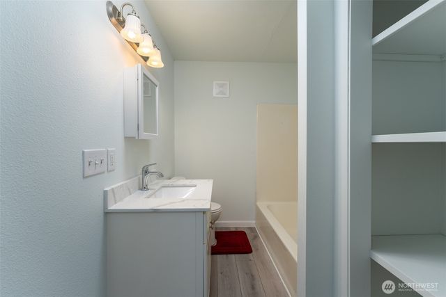 2340 Kelso Drive, Kelso, WA 98626