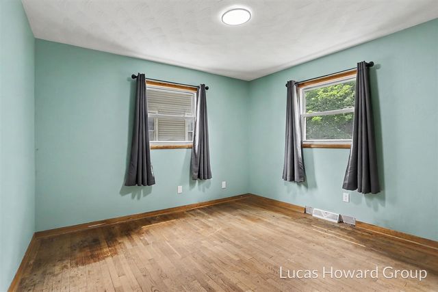 1931 W Territorial Road, Battle Creek, MI 49015
