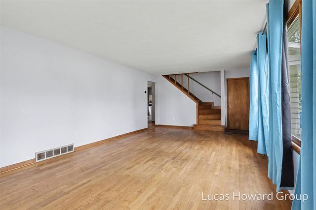1931 W Territorial Road, Battle Creek, MI 49015