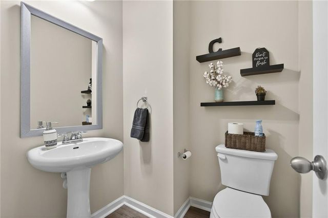 205 Creek View Place, Canton, GA 30114