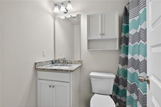 205 Creek View Place, Canton, GA 30114