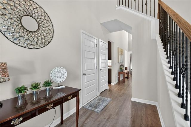 205 Creek View Place, Canton, GA 30114