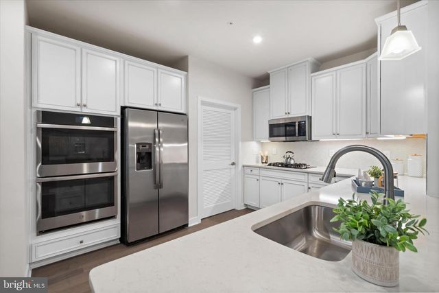 808 FOUNTAIN TRL, Kennett Square, PA 19348