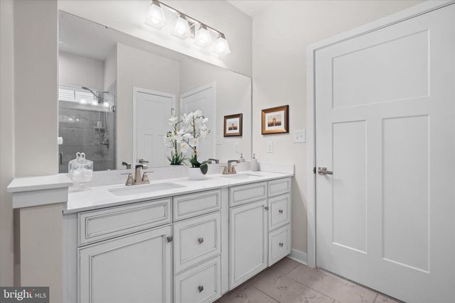 808 FOUNTAIN TRL, Kennett Square, PA 19348