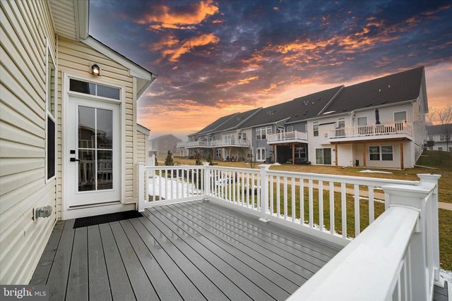 808 FOUNTAIN TRL, Kennett Square, PA 19348